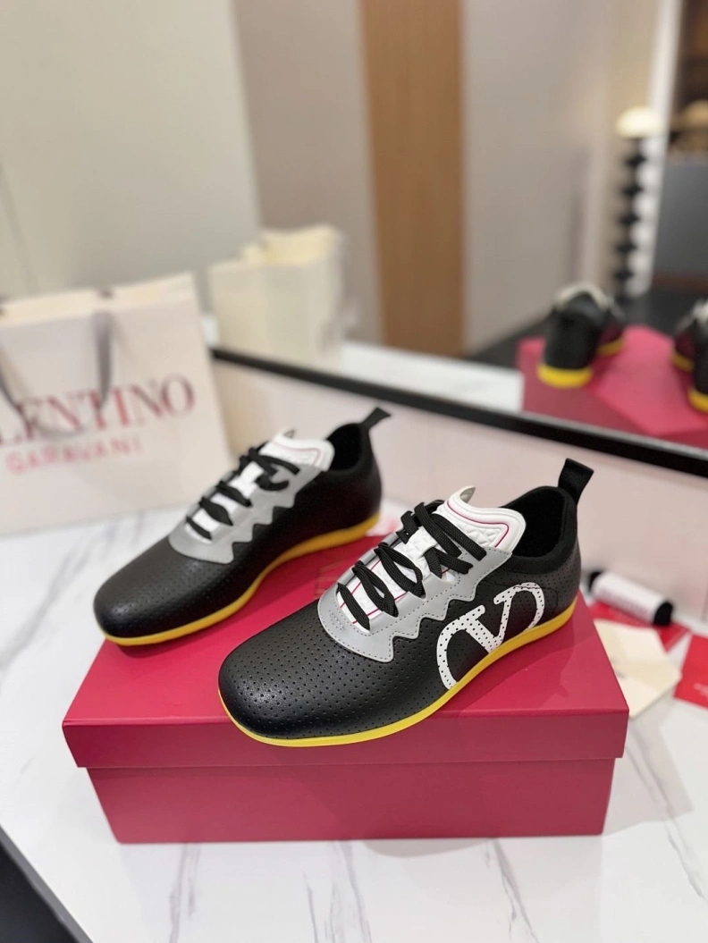 Timeless Vxlxntino Casual Shoes 228906