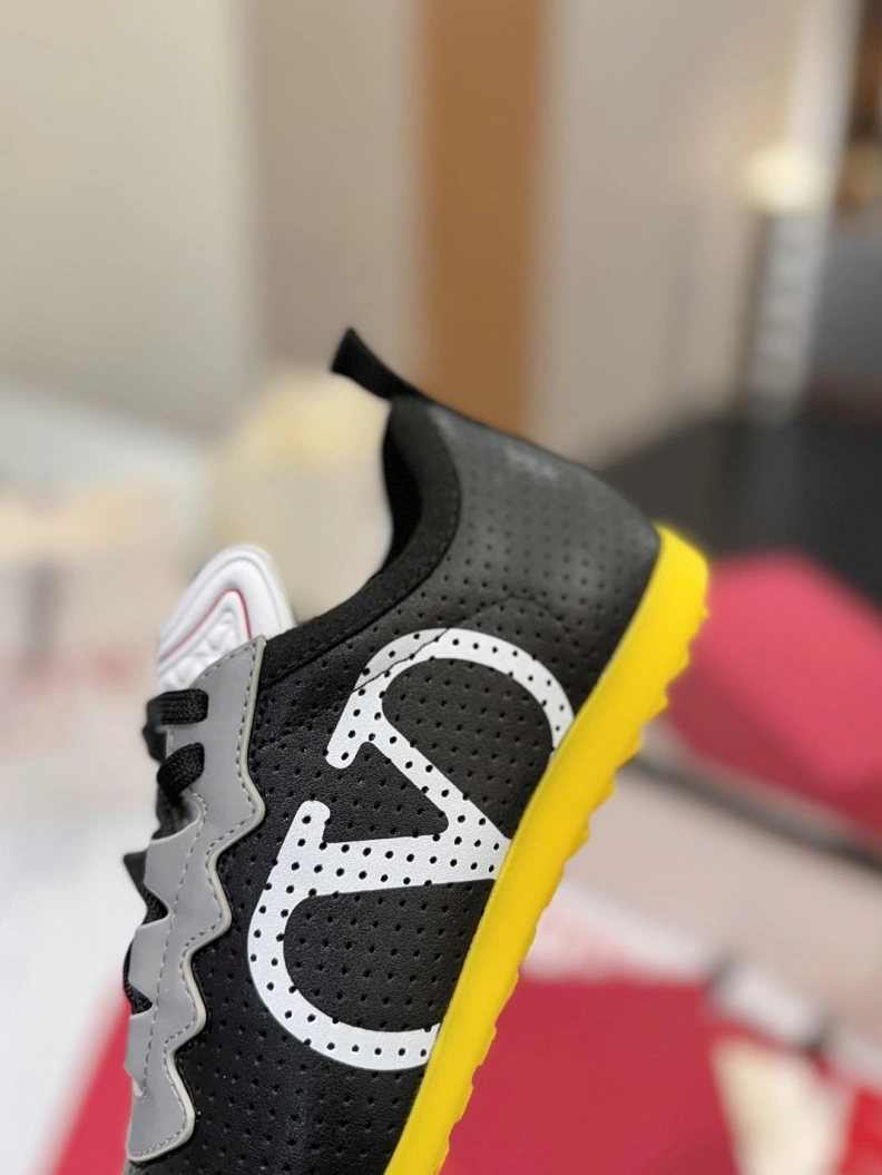 Timeless Vxlxntino Casual Shoes 228906