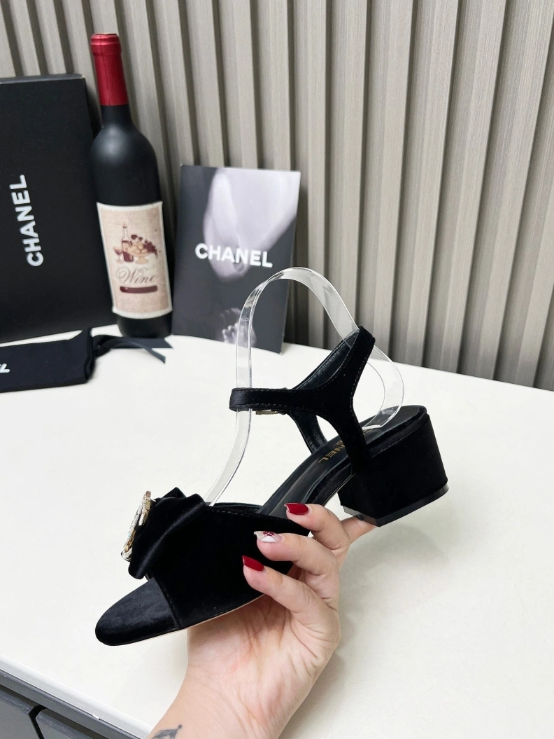 AllSeason Chxnxl Sandals 118392