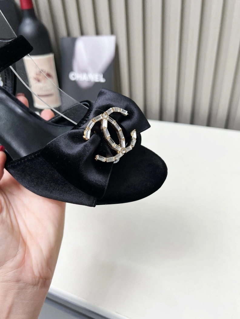 AllSeason Chxnxl Sandals 118392