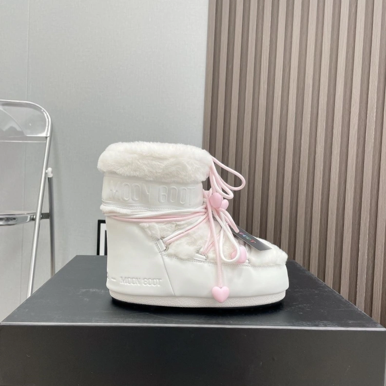 Refined Chxnxl Boots 118668