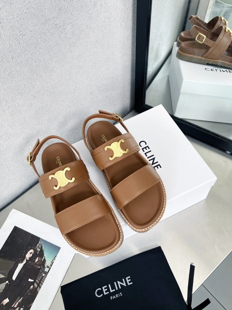 Fashionable Cxlxne Sandals 115921