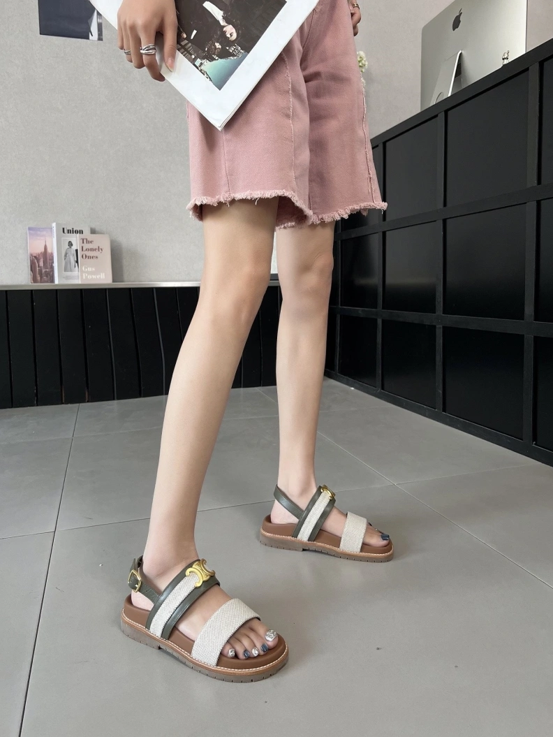 Resilient Cxlxne Sandals 115916