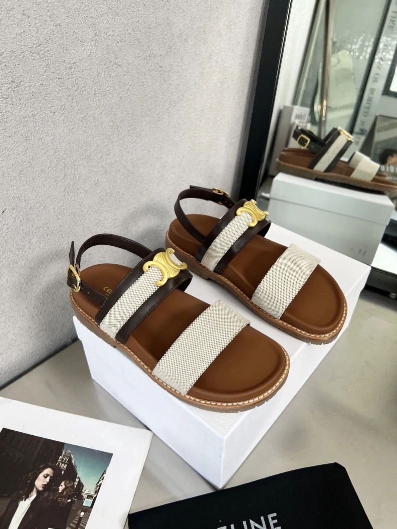 Flexible Cxlxne Sandals 115915