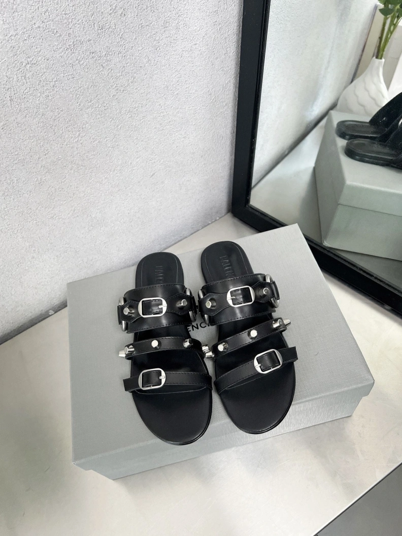 SmartChoice Bxlxnciaga Sandals 109264