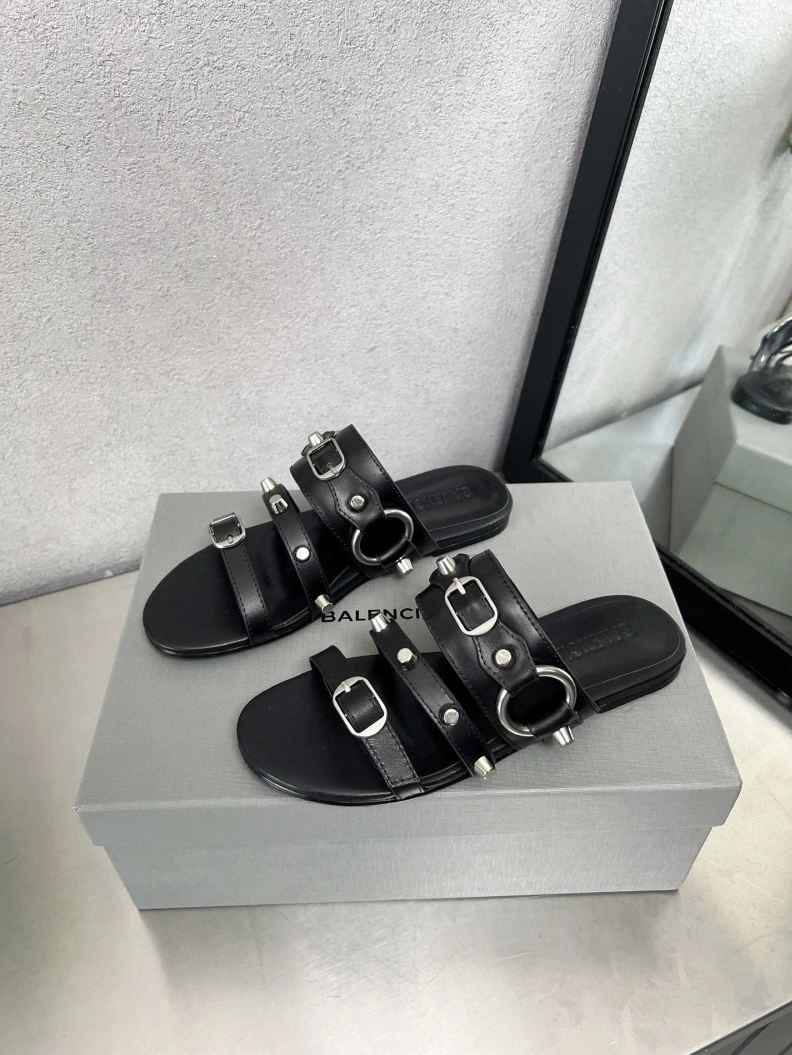 SmartChoice Bxlxnciaga Sandals 109264