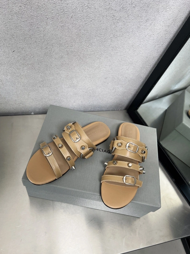 Lightweight Bxlxnciaga Sandals 109261