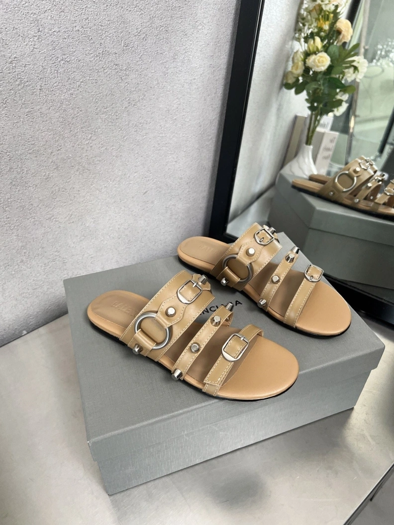 Lightweight Bxlxnciaga Sandals 109261