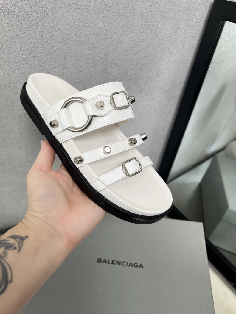ModernLook Bxlxnciaga Sandals 109262