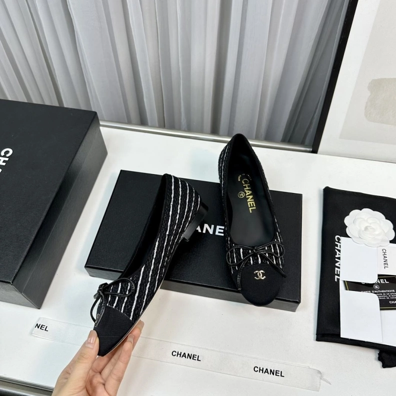 Practical Chxnxl Flat Shoes 118508