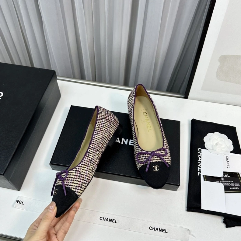 Trendsetting Chxnxl Flat Shoes 118507