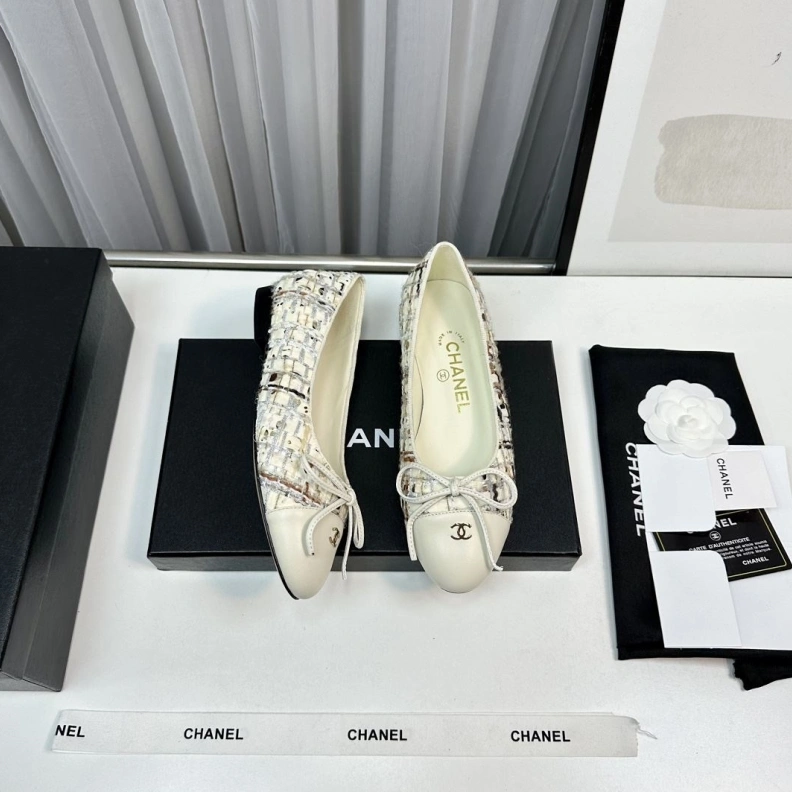Flexible Chxnxl Flat Shoes 118502