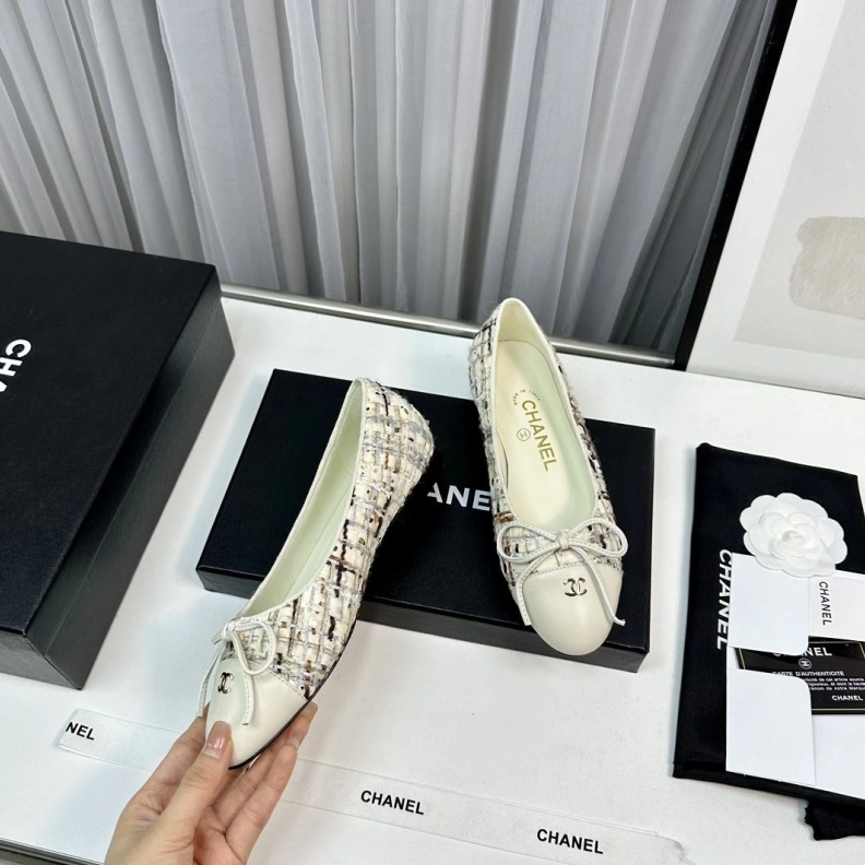 Flexible Chxnxl Flat Shoes 118502