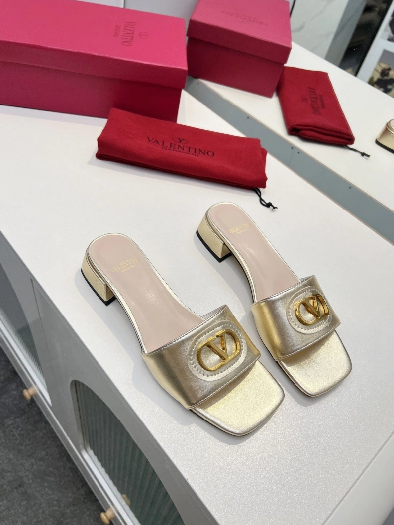 ModernLook Vxlxntino Sandals 228848