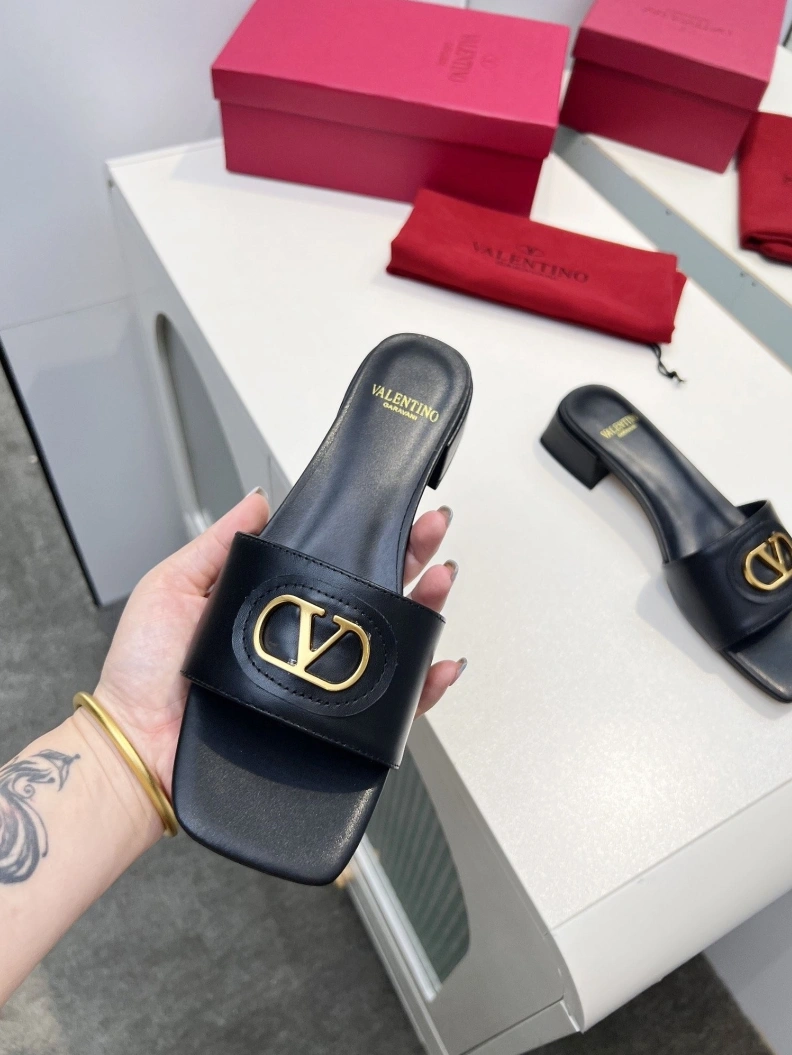 Modern Vxlxntino Sandals 228852