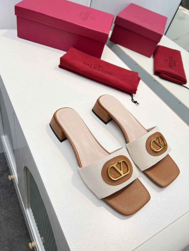 HighQuality Vxlxntino Sandals 228845
