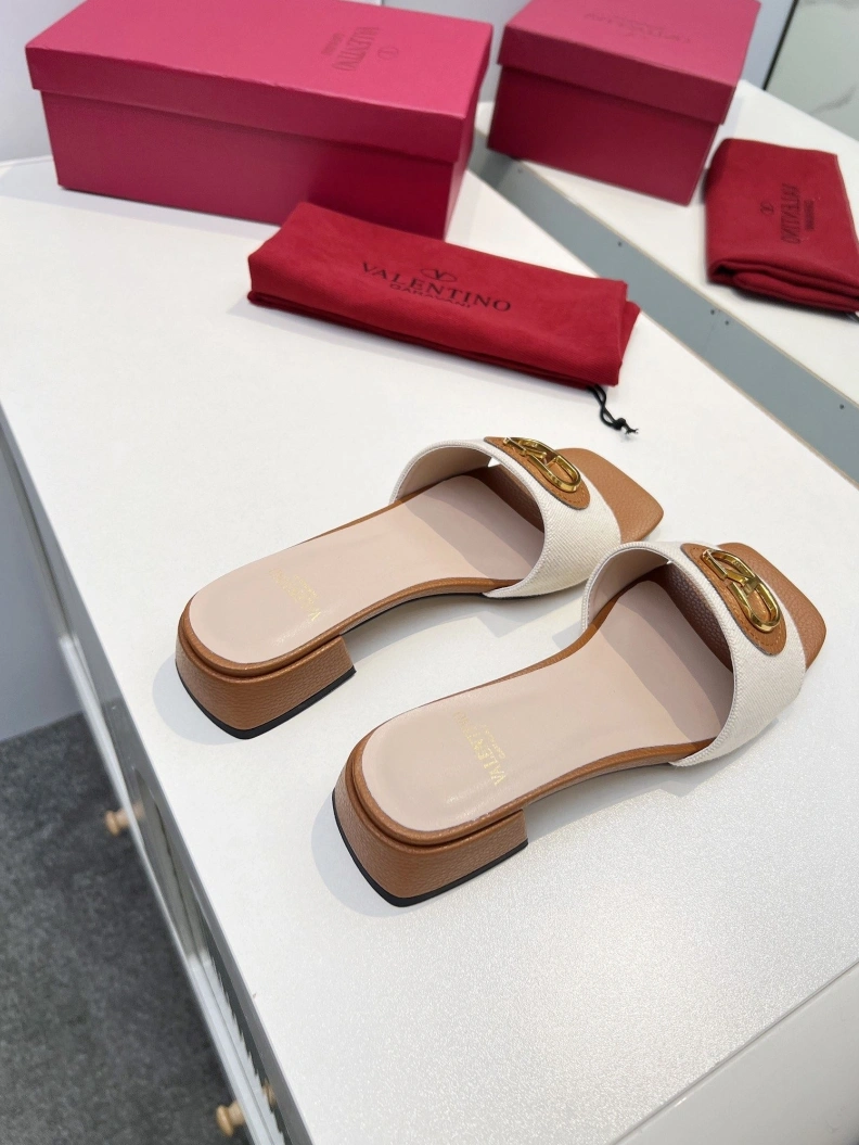 HighQuality Vxlxntino Sandals 228845
