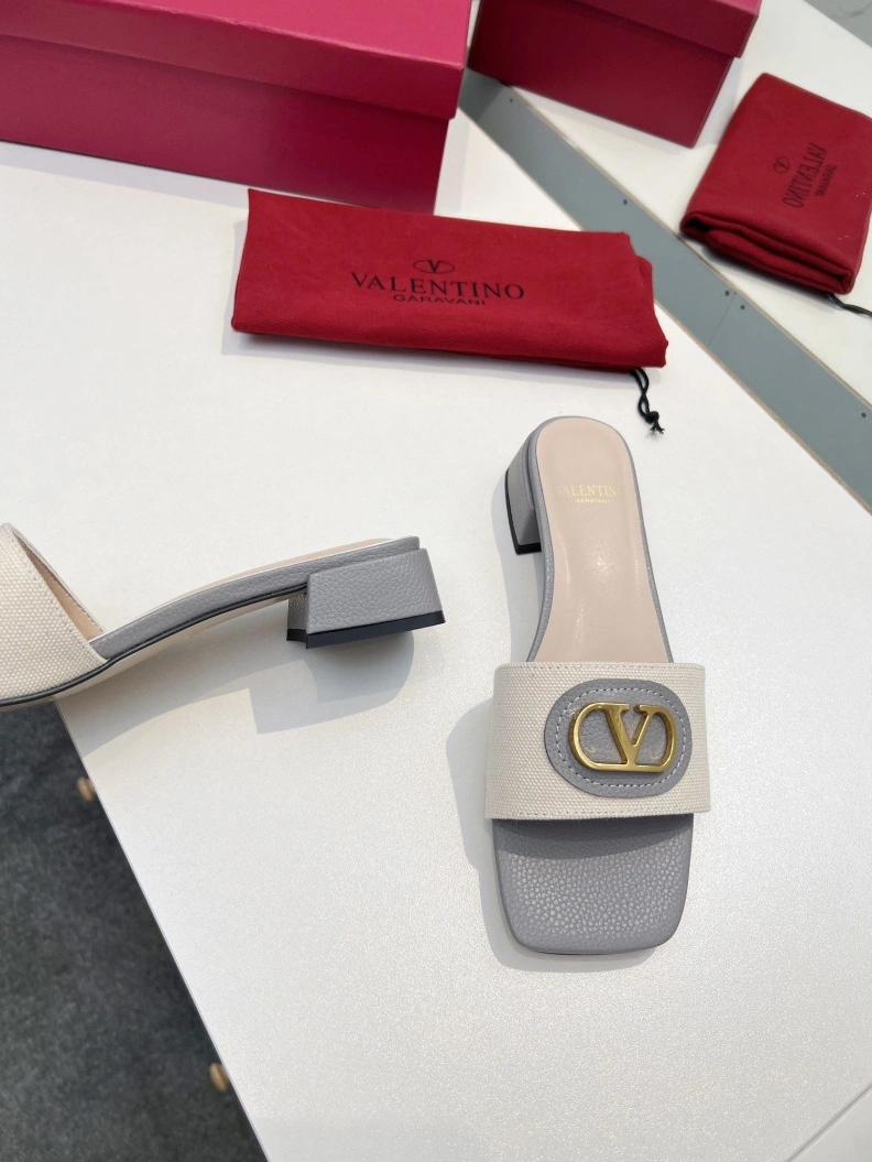 Durable Vxlxntino Sandals 228838