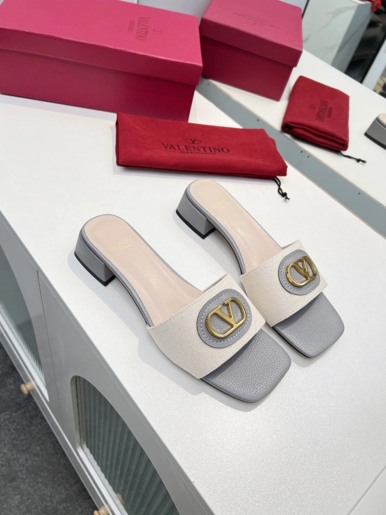 Durable Vxlxntino Sandals 228838