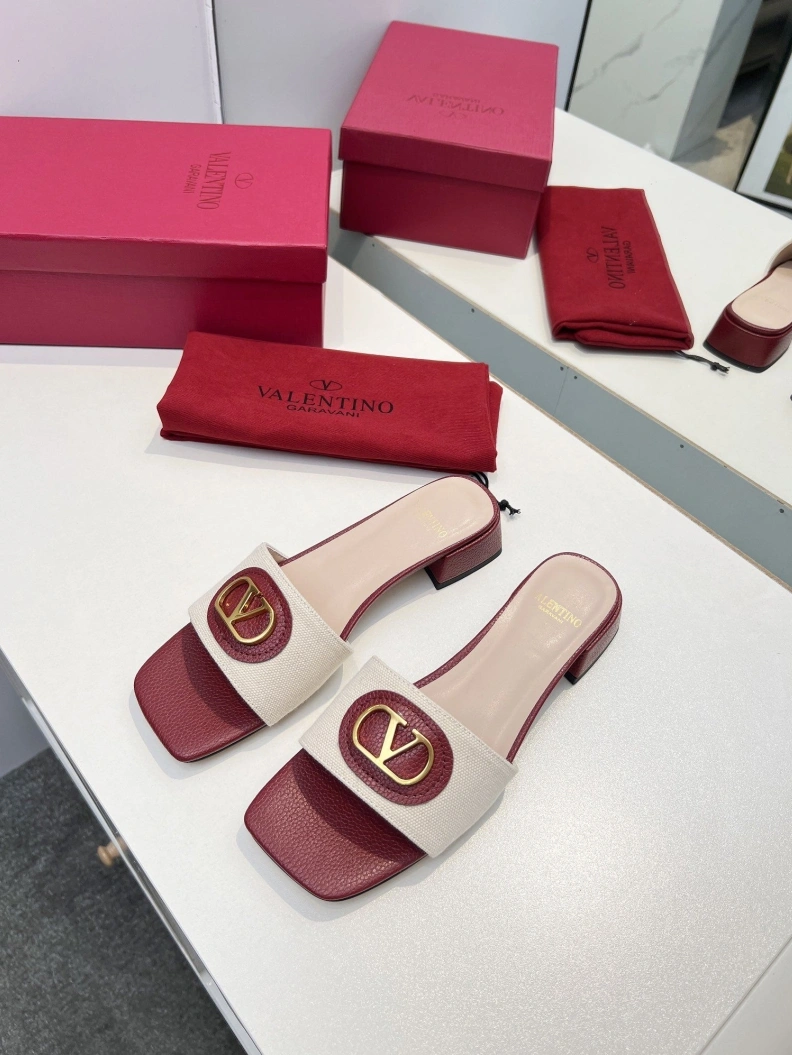 Comfortable Vxlxntino Sandals 228837