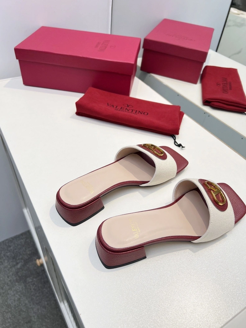 Comfortable Vxlxntino Sandals 228837