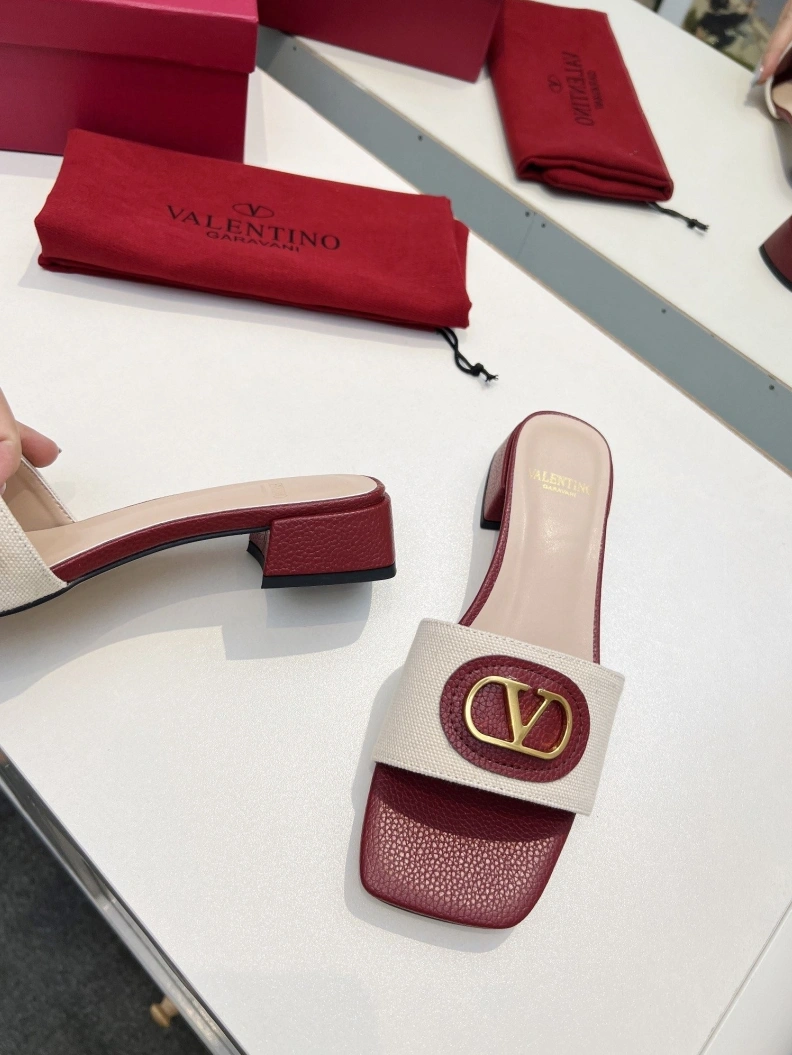 Comfortable Vxlxntino Sandals 228837