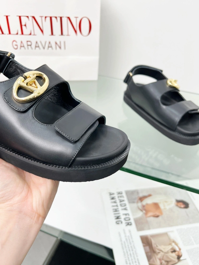 NewStyle Vxlxntino Sandals 228842