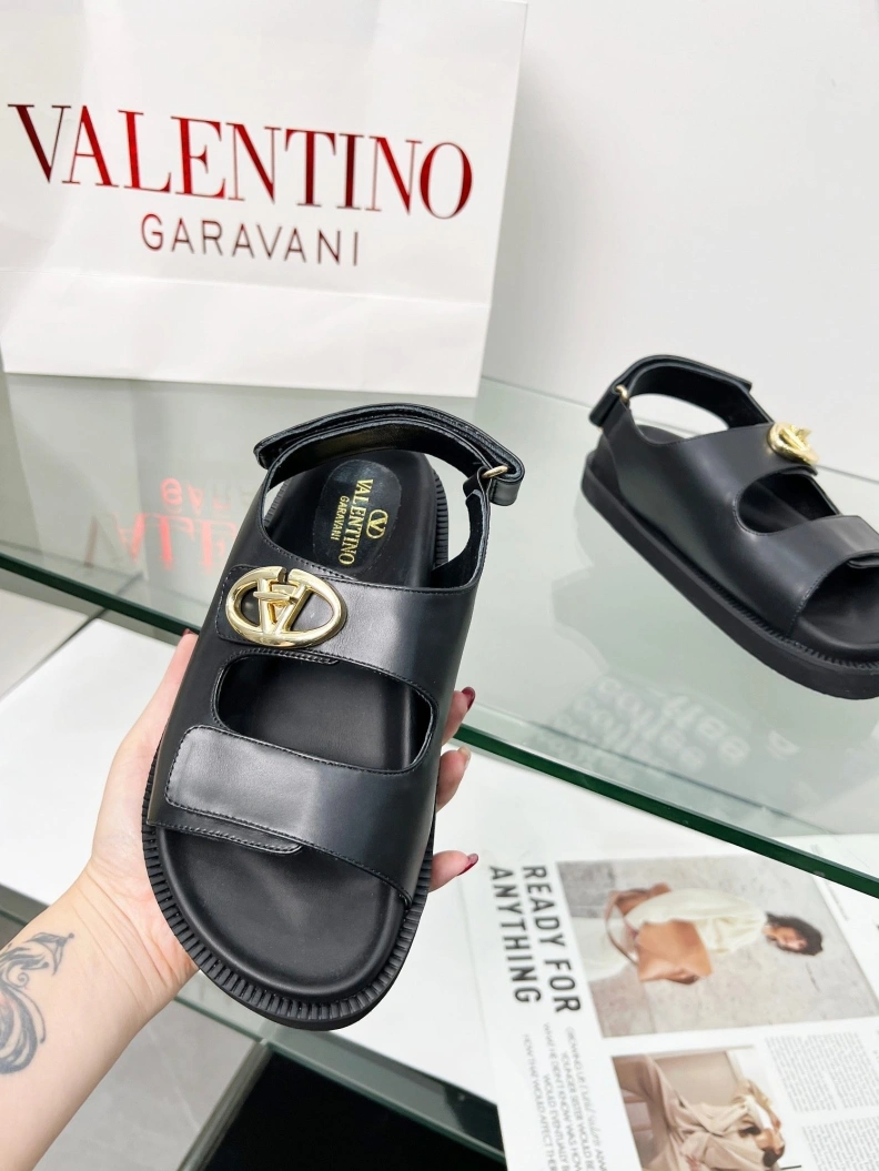 NewStyle Vxlxntino Sandals 228842