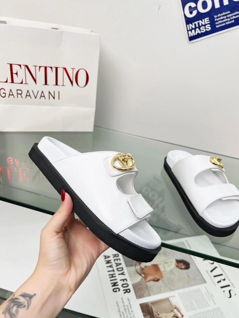 Bold Vxlxntino Sandals 228833