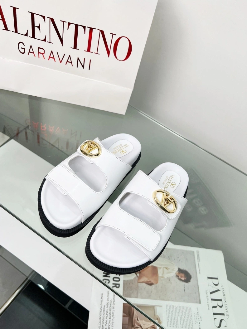 Bold Vxlxntino Sandals 228833