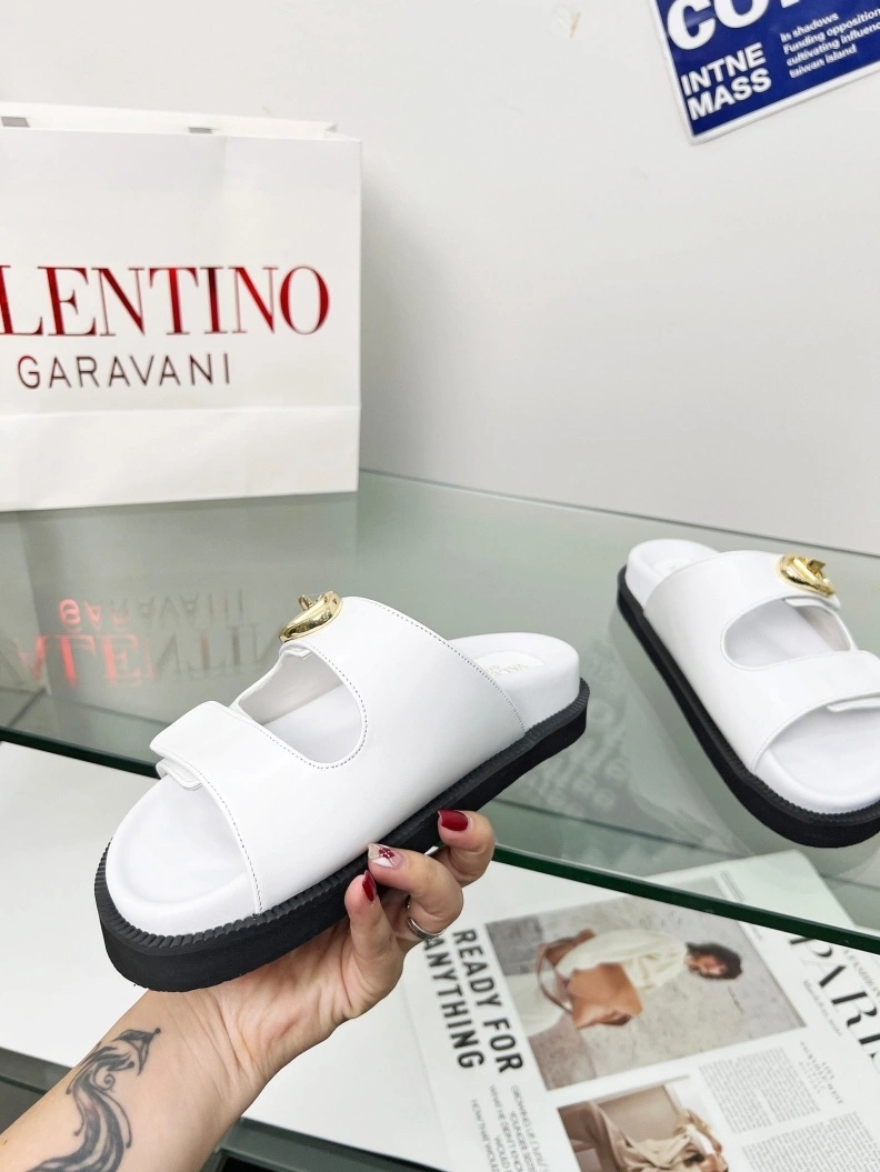 Bold Vxlxntino Sandals 228833