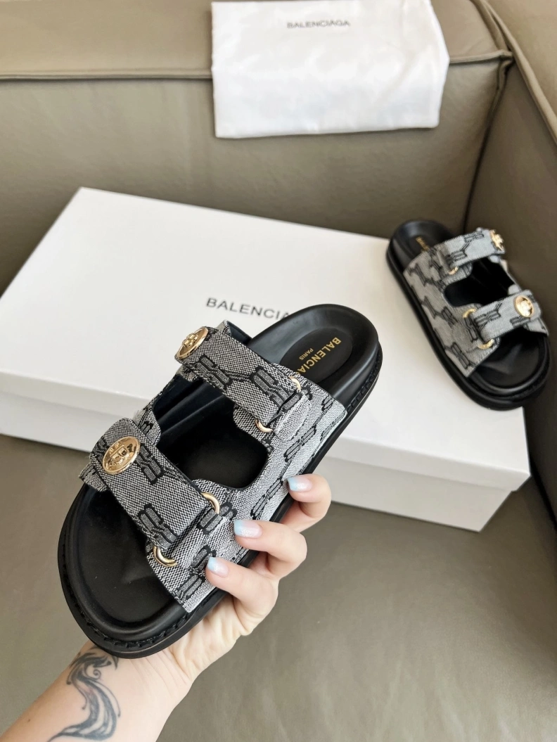 Bxlxnciaga Sandals Timeless 109256