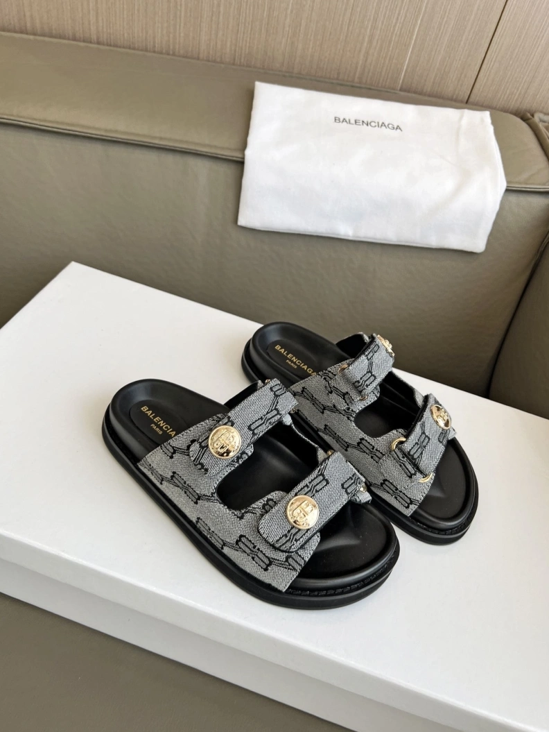 Bxlxnciaga Sandals Timeless 109256