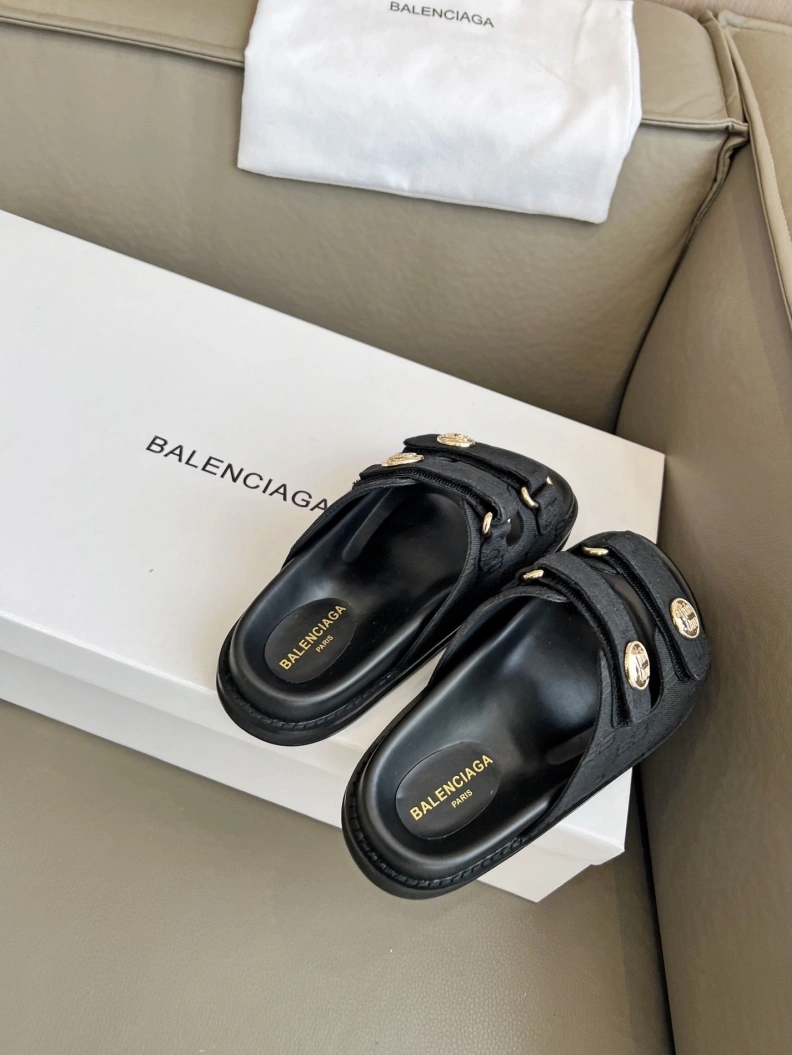 Bxlxnciaga Sandals Resilient 109255
