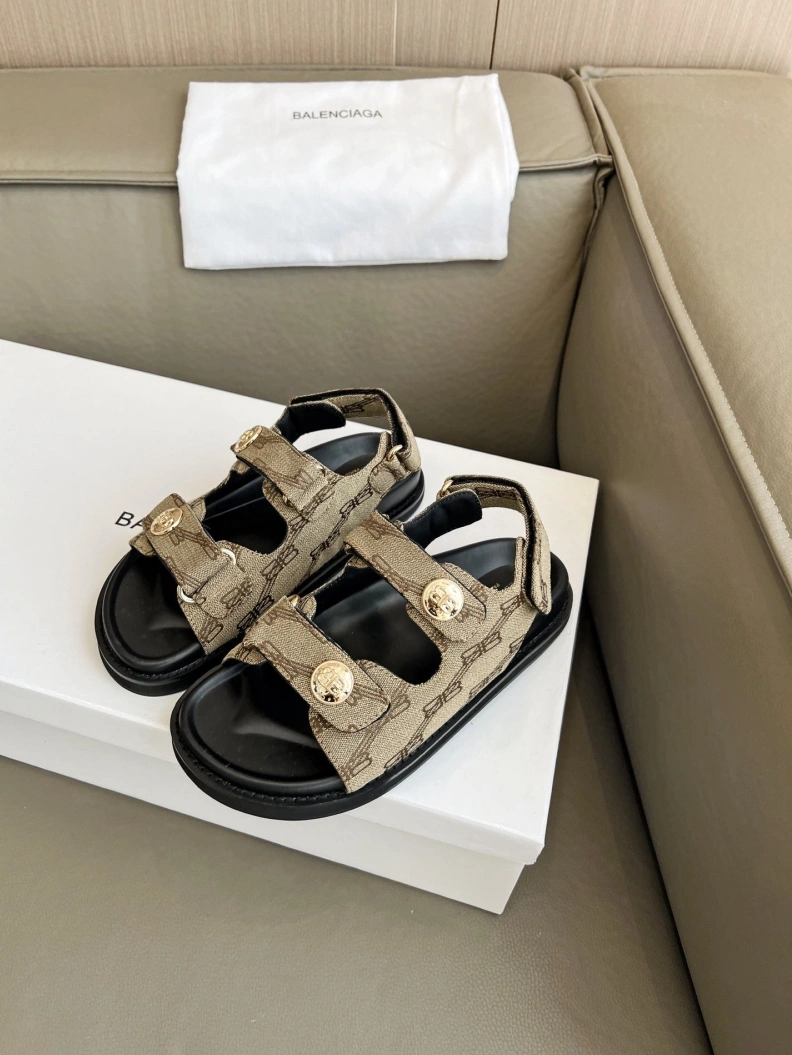 Sleek Bxlxnciaga Sandals 109267