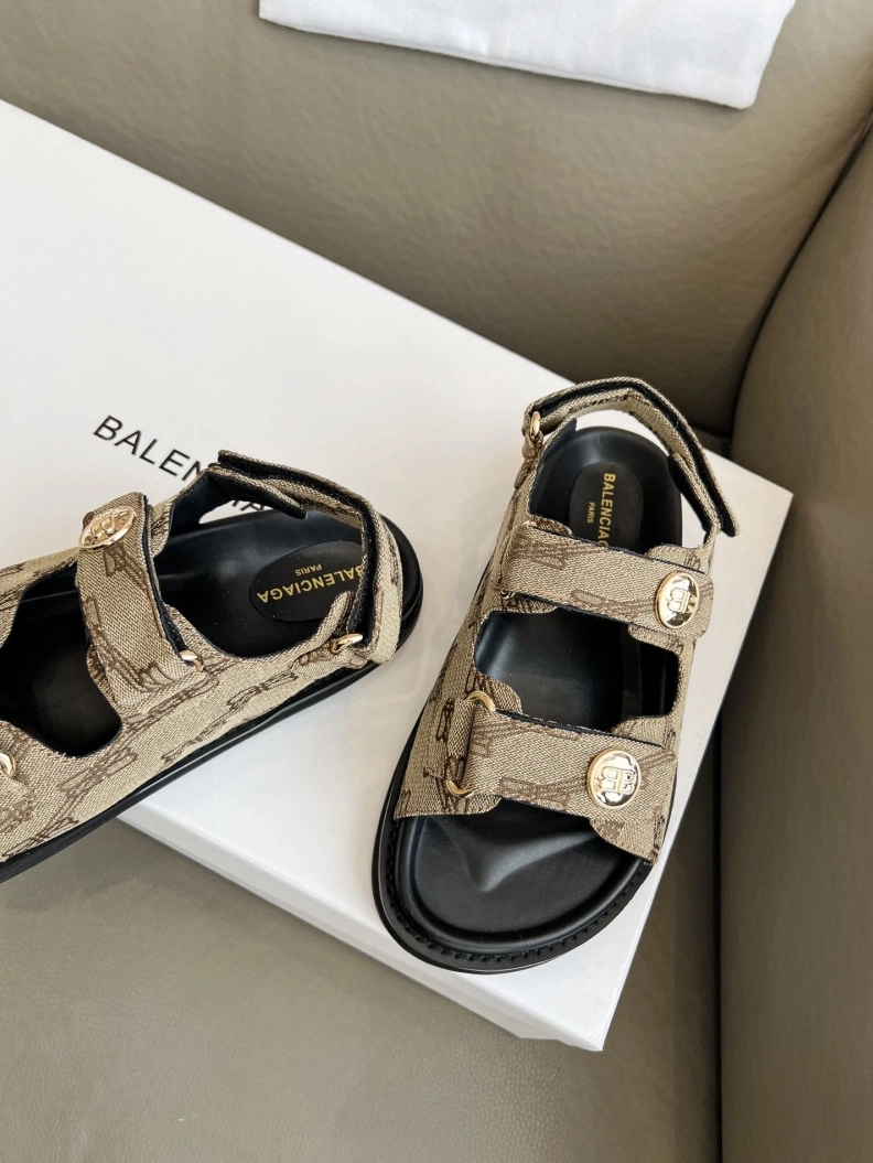 Sleek Bxlxnciaga Sandals 109267