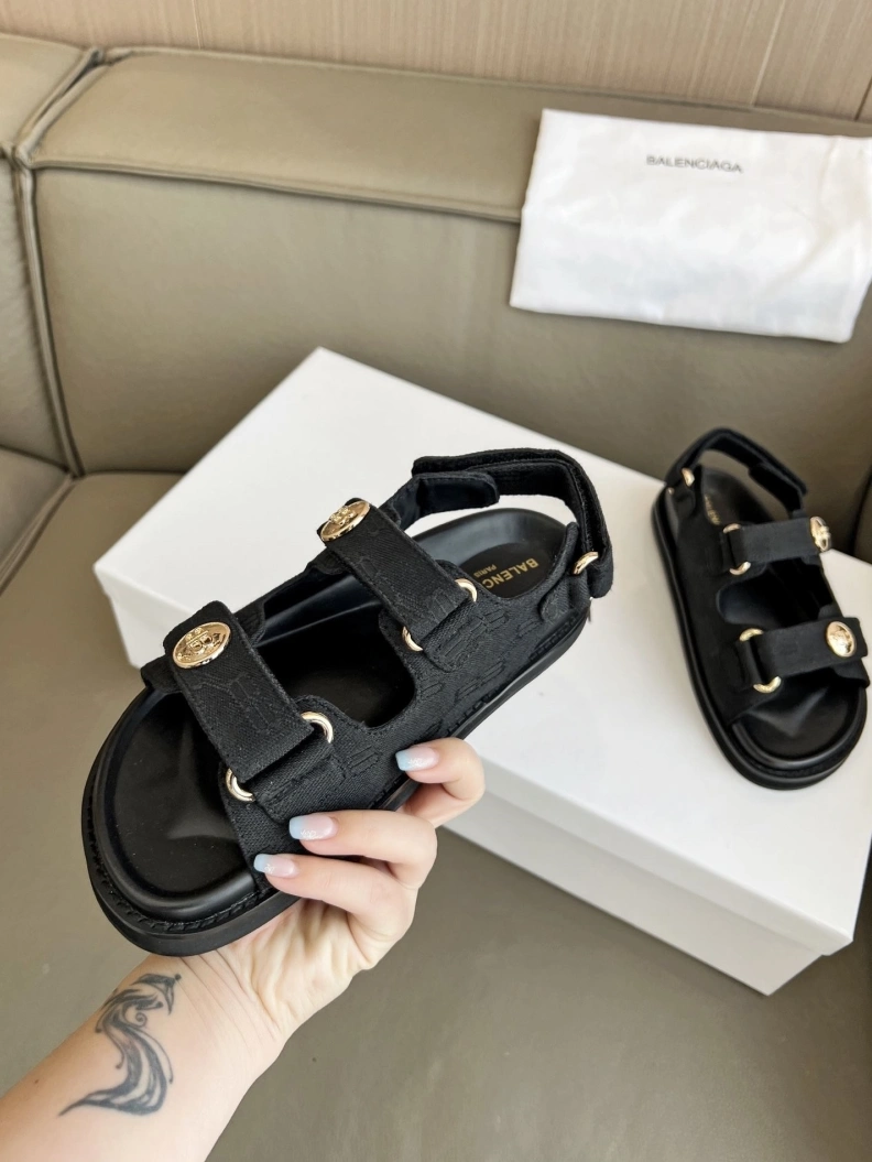 Bxlxnciaga Sandals Soft 109253