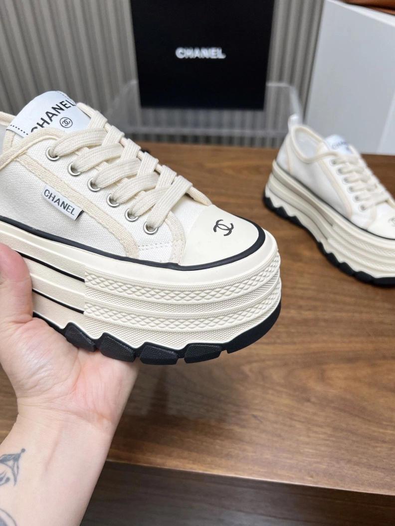 Bold Chxnxl Casual Shoes 118644