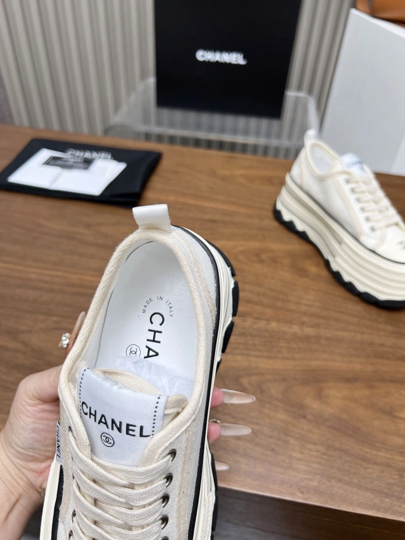 Bold Chxnxl Casual Shoes 118644