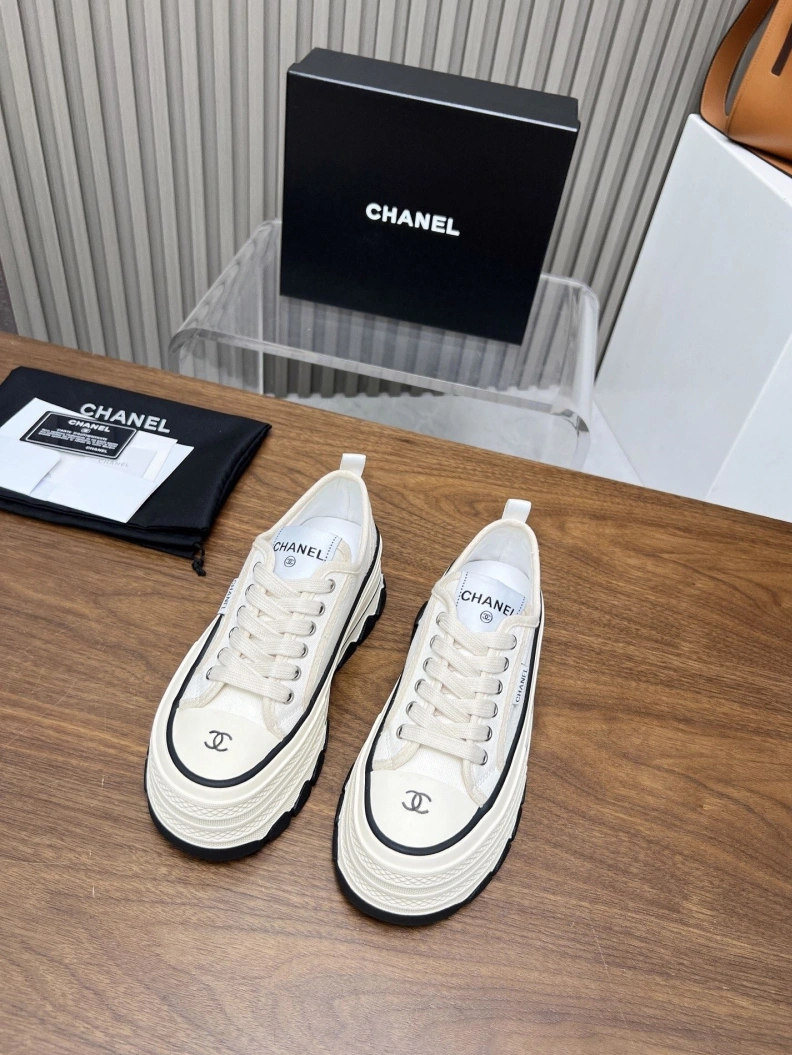 Bold Chxnxl Casual Shoes 118644