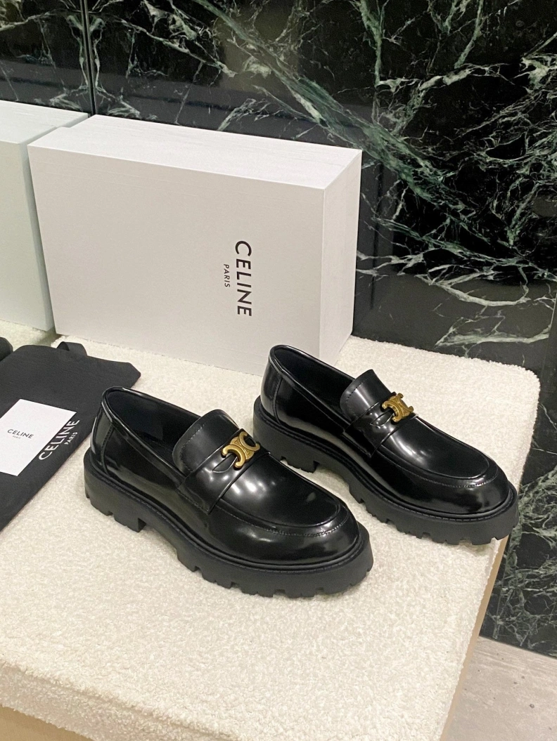 Bold Cxlxne Leather Shoes 115929