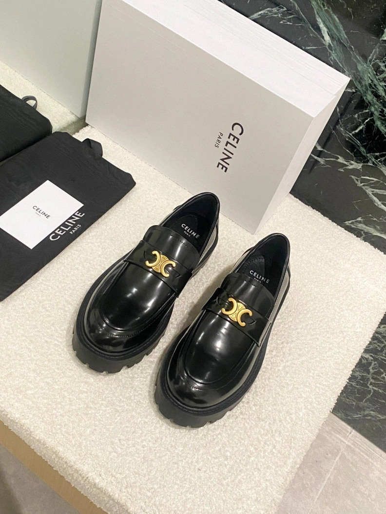 Bold Cxlxne Leather Shoes 115929
