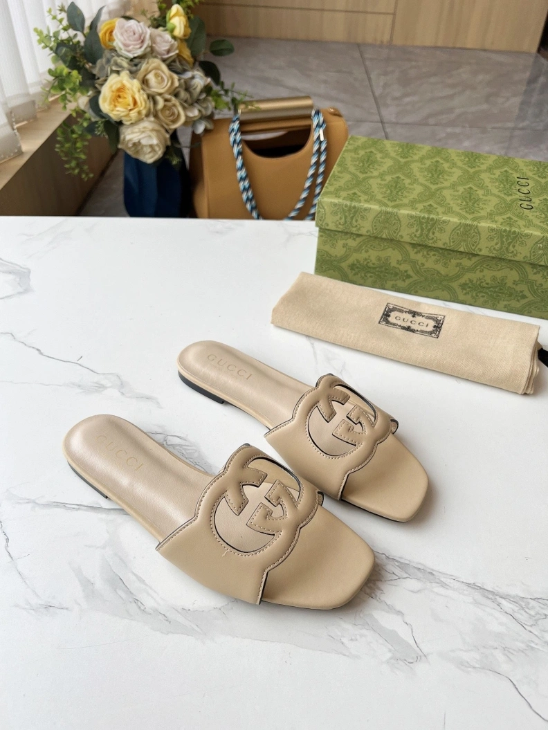 Trendy Gxccx Slippers 155632