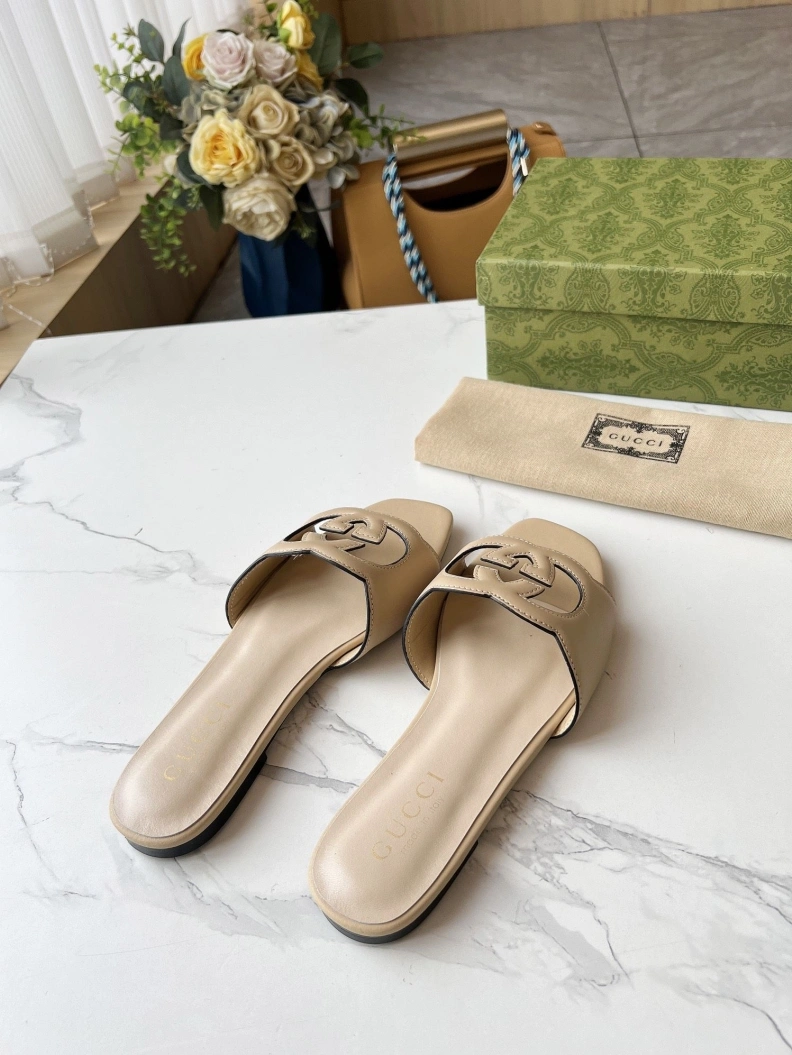 Trendy Gxccx Slippers 155632