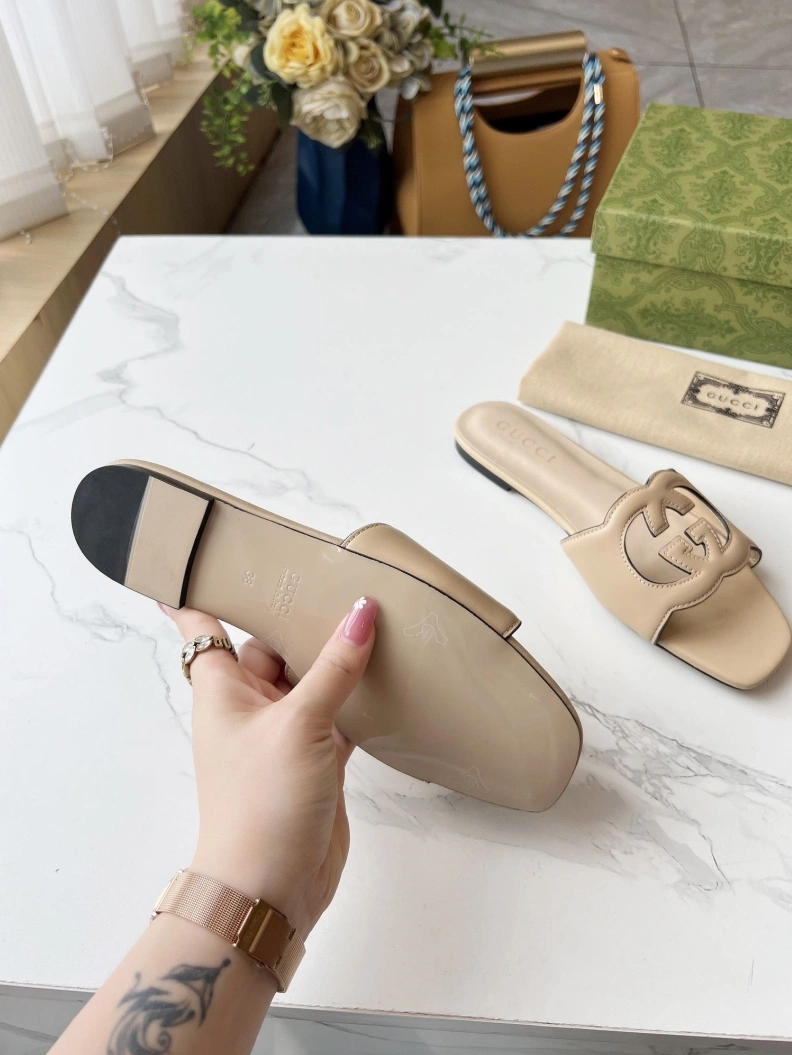 Trendy Gxccx Slippers 155632
