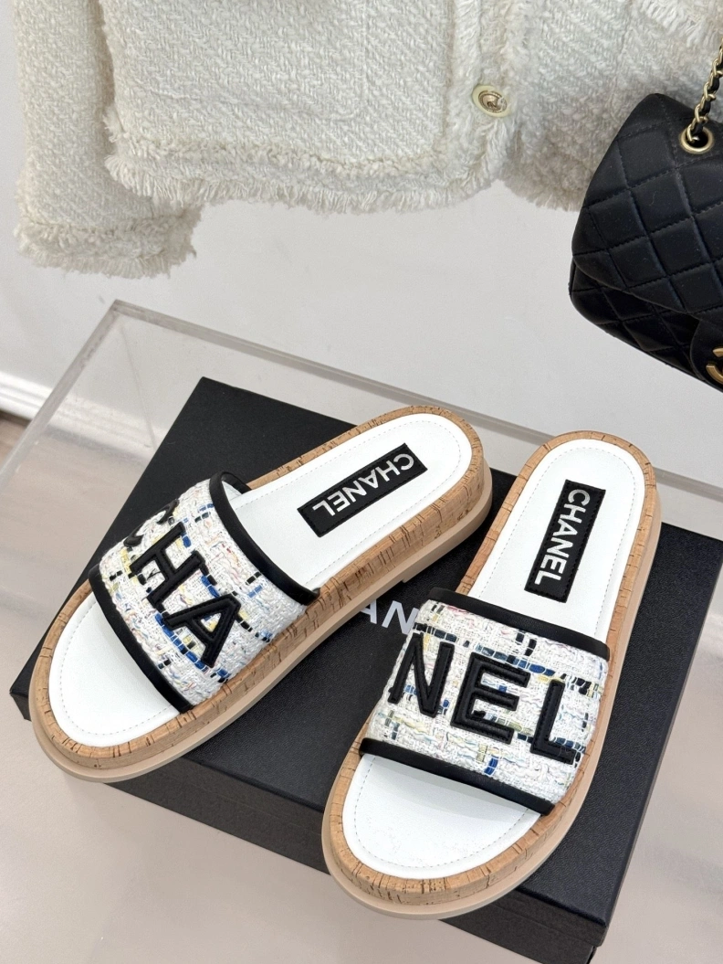 SportInspired Chxnxl Slippers 118212