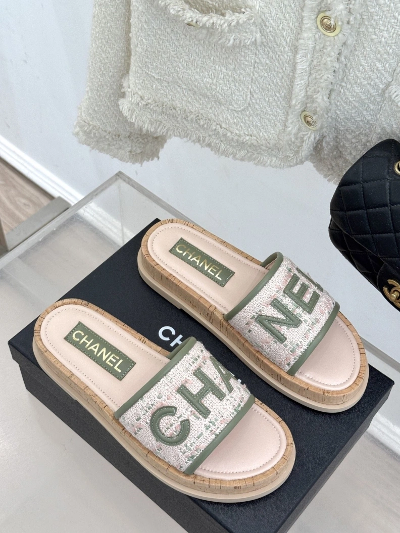 Chxnxl Slippers UrbanStyle 118208