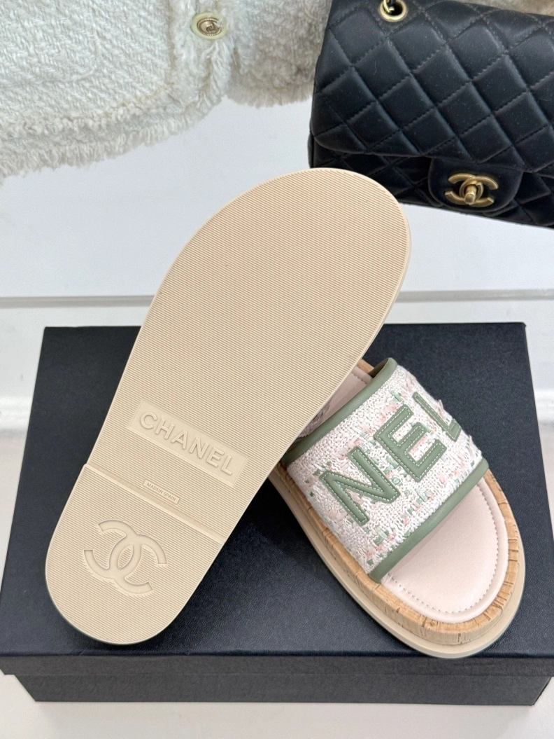 Chxnxl Slippers UrbanStyle 118208