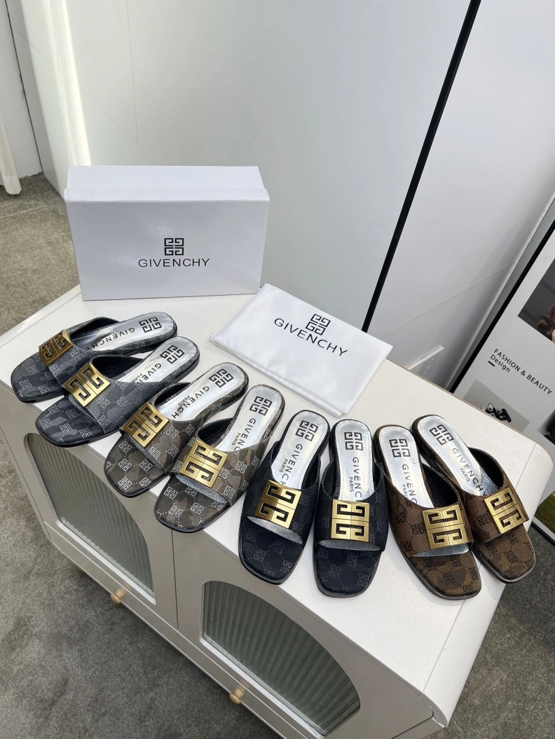 Gxvxnchy Slippers Flexible 152033