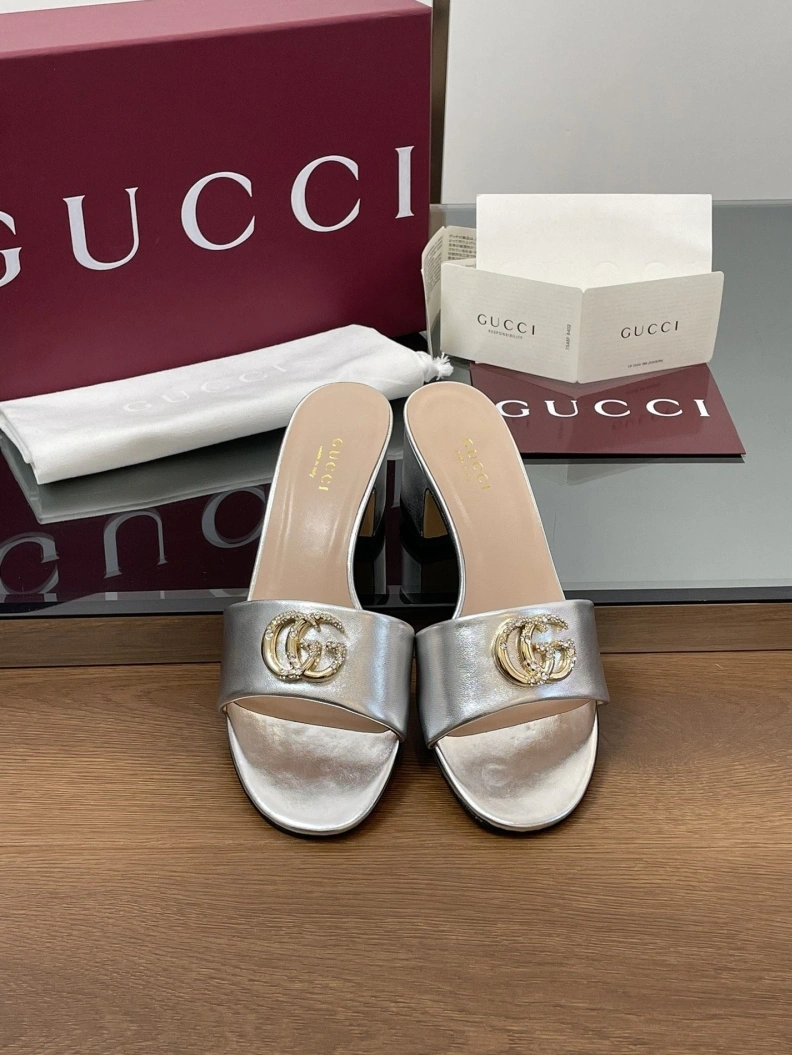 Gxccx Slippers Practical 155634
